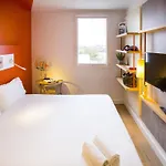 Ibis Budget Centre Port فندق