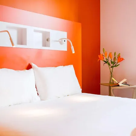 Ibis Budget Centre Port 2*