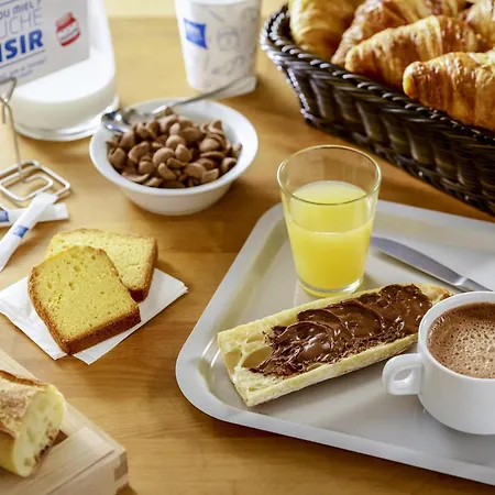 Ibis Budget Centre Port Hotel