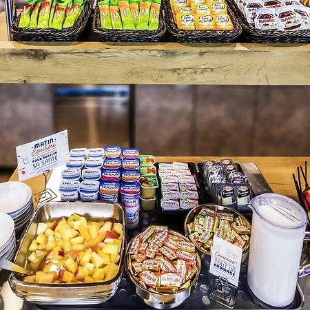 Ibis Budget Centre Port 2*