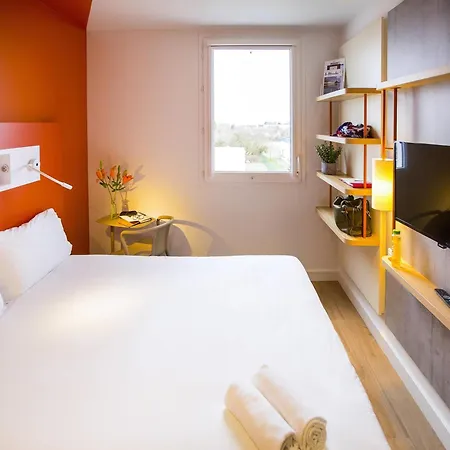 Ibis Budget Centre Port Hotel