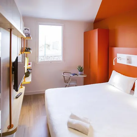 Ibis Budget Centre Port 酒店 2*