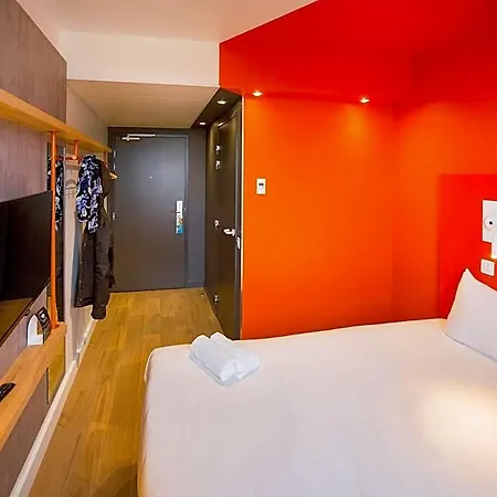 Ibis Budget Centre Port 酒店