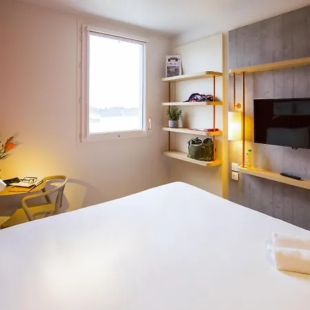 Hotell Ibis Budget Centre Port 2*