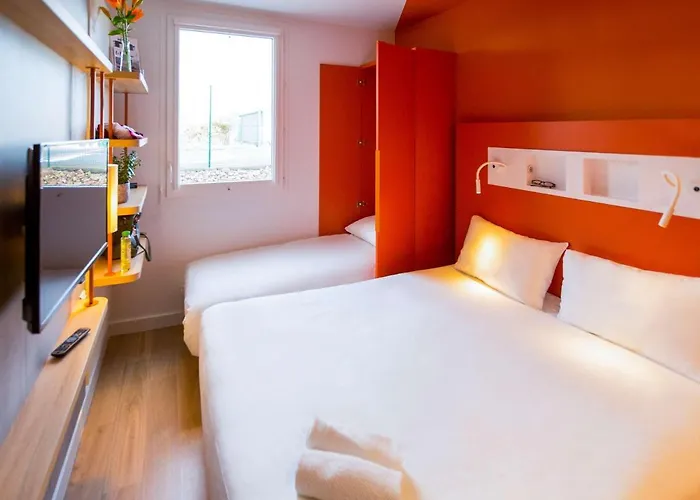 Ibis Budget Centre Port 2*